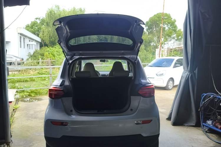 Used Leapmotor T03 2023 310 Lite Edition Trunk