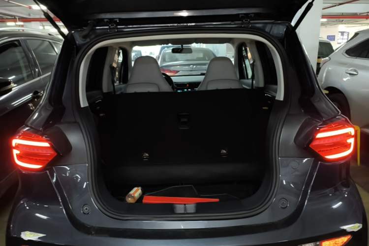Used Leapmotor T03 2023 310 Lite Edition Trunk