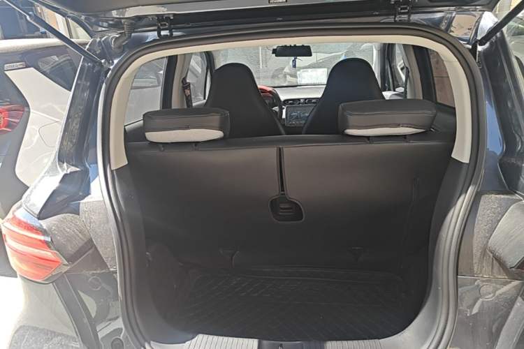 Used Leapmotor T03 2023 310 Lite Edition Trunk