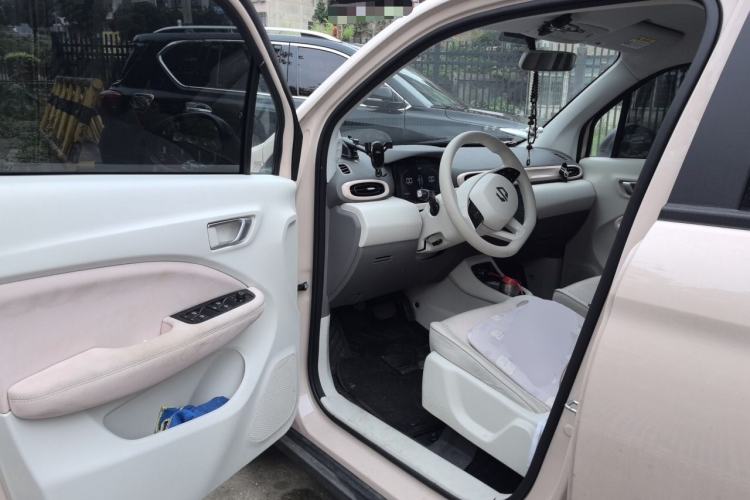 Used Leapmotor T03 2023 200 Lite Edition Driver Seat