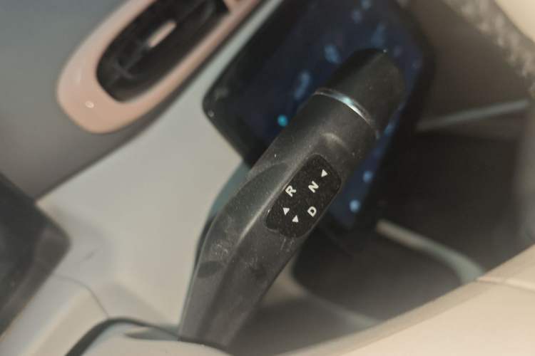 Used Leapmotor T03 2023 310 Lite Edition Gear Lever