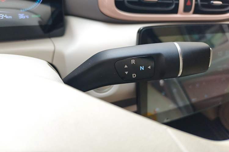 Used Leapmotor T03 2023 310 Lite Edition Gear Lever
