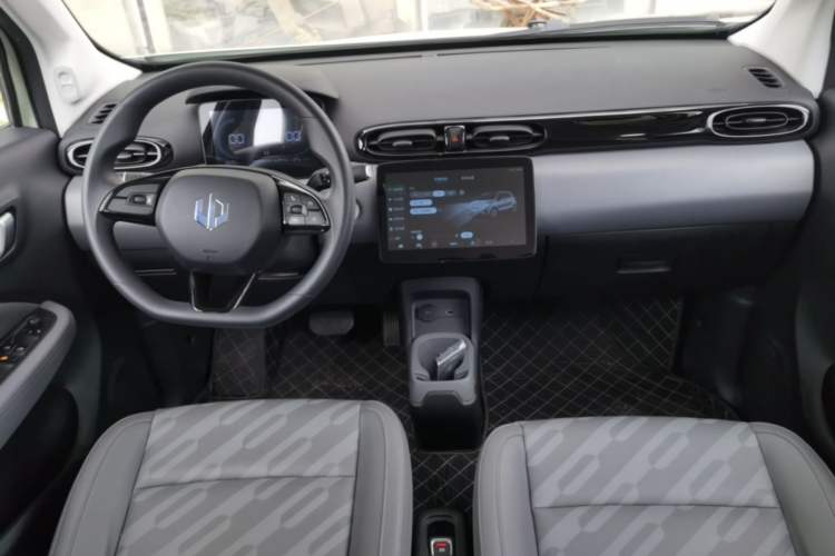 Used Leapmotor T03 2023 403 Lite Edition Center Console