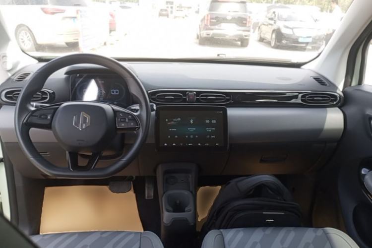 Used Leapmotor T03 2023 310 Lite Edition Center Console