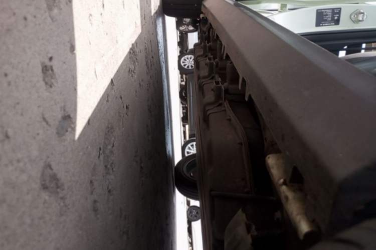 Used Leapmotor T03 2023 310 Lite Edition Right Side Sill