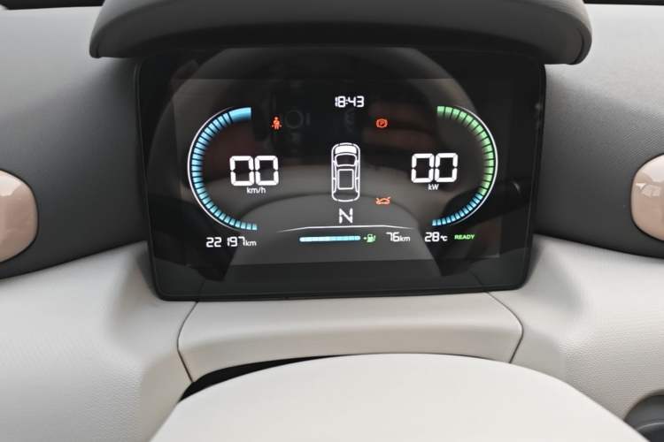 Used Leapmotor T03 2023 200 Lite Edition Instrument Cluster