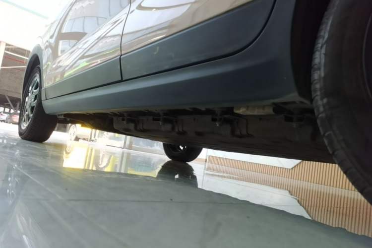 Used Leapmotor T03 2023 310 Lite Edition Left Side Sill