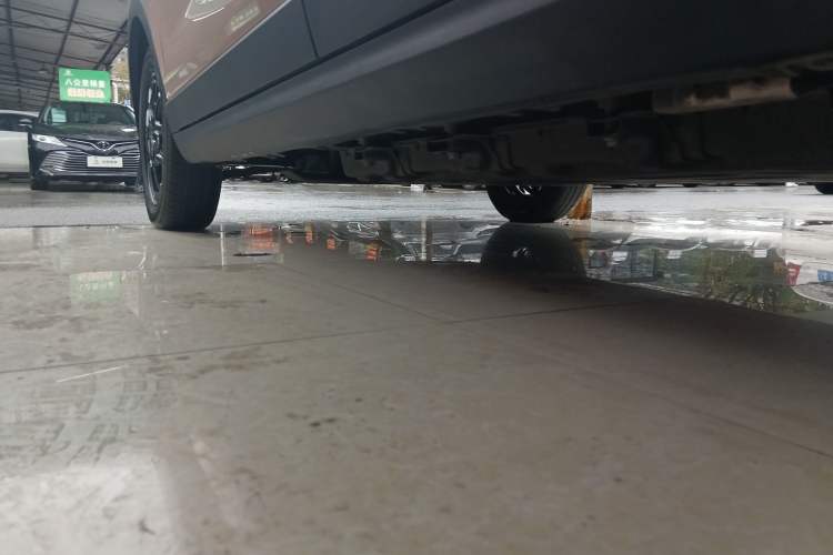 Used Leapmotor T03 2023 310 Lite Edition Left Side Sill