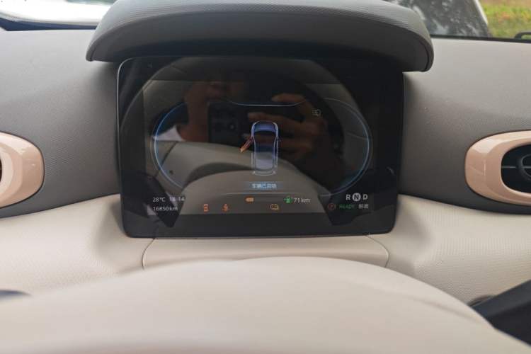 Used Leapmotor T03 2023 403 Smart Edition Odometer Close Up