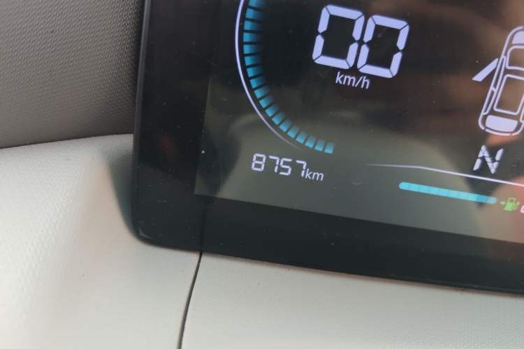 Used Leapmotor T03 2023 310 Lite Edition Odometer Close Up