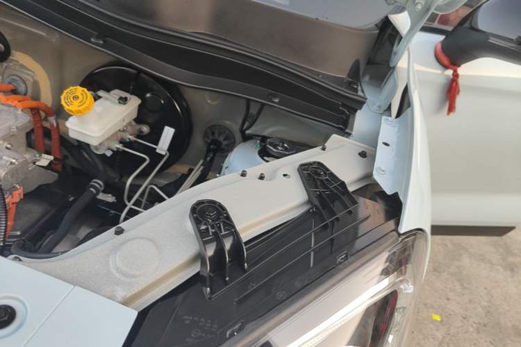 Used Leapmotor T03 2023 310 Lite Edition Engine Bay Left