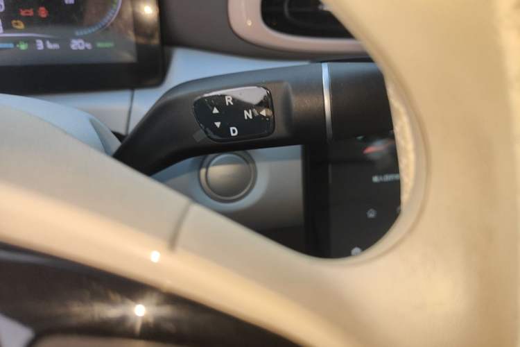 Used Leapmotor T03 2023 310 Lite Edition Gear Lever