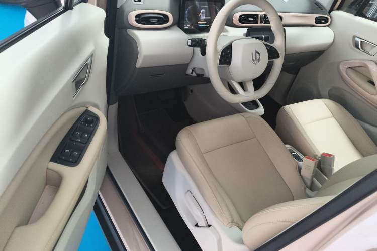 Used Leapmotor T03 2023 403 Smart Edition Interior 2