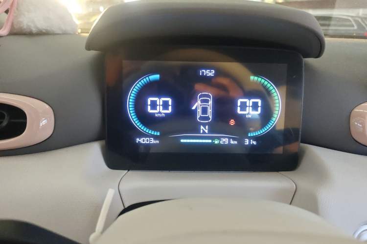 Used Leapmotor T03 2023 310 Lite Edition Odometer Close Up