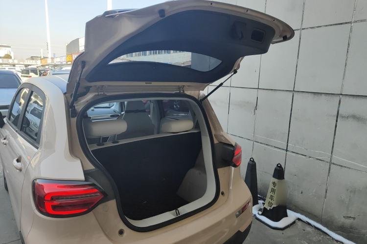 Used Leapmotor T03 2023 200 Lite Edition Trunk