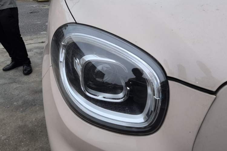 Used Leapmotor T03 2023 200 Lite Edition Right Front Headlight
