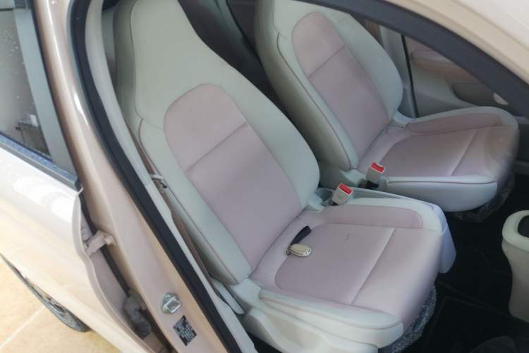 Used Leapmotor T03 2023 310 Lite Edition Right Front Seat