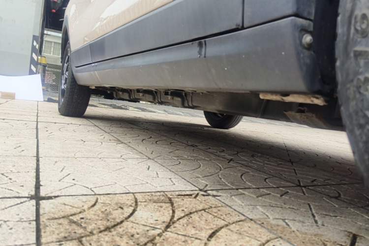 Used Leapmotor T03 2023 310 Lite Edition Right Side Sill