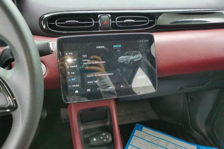 Used Leapmotor T03 2023 310 Lite Edition Audio And AC Panel