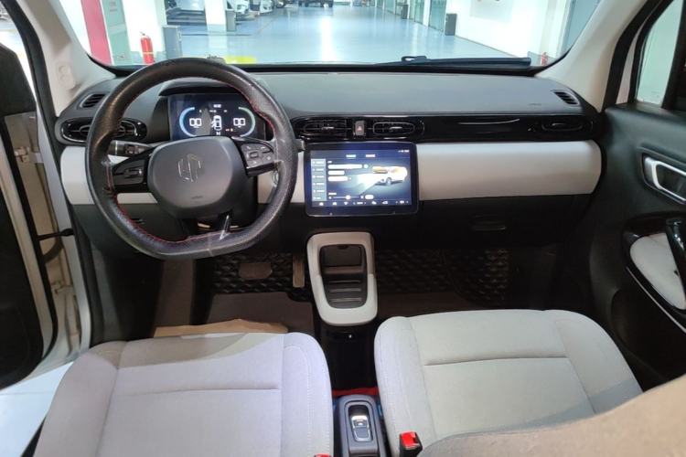 Used Leapmotor T03 2023 310 Lite Edition Center Console