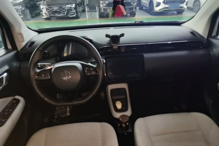 Used Leapmotor T03 2023 310 Lite Edition Center Console