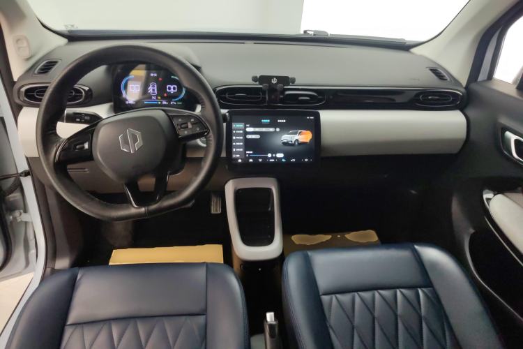 Used Leapmotor T03 2023 200 Lite Edition Center Console