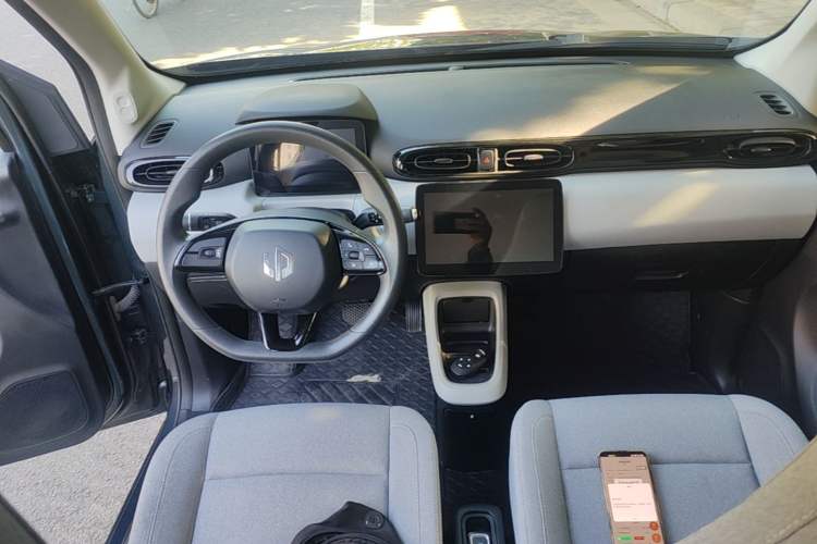 Used Leapmotor T03 2023 403 Lite Edition Center Console