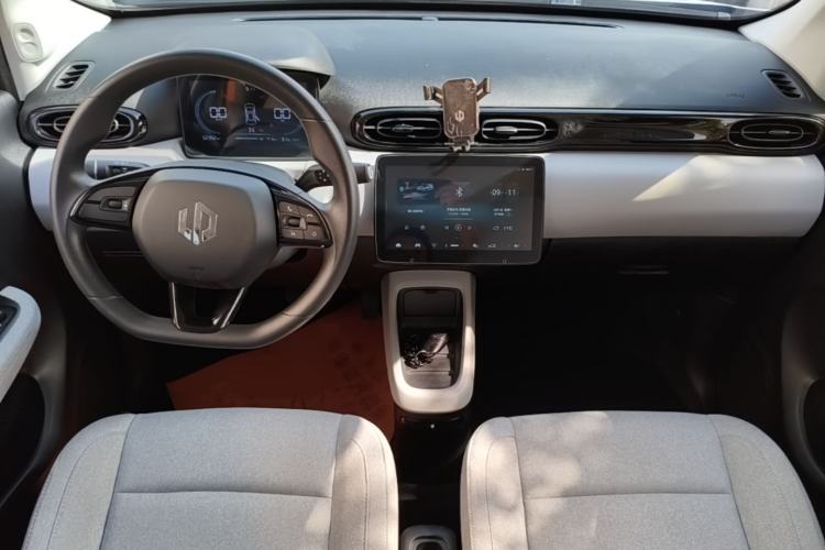 Used Leapmotor T03 2023 310 Lite Edition Center Console