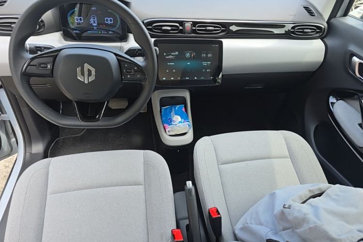 Used Leapmotor T03 2023 200 Lite Edition Center Console