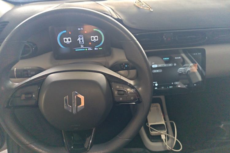 Used Leapmotor T03 2023 200 Lite Edition Center Console
