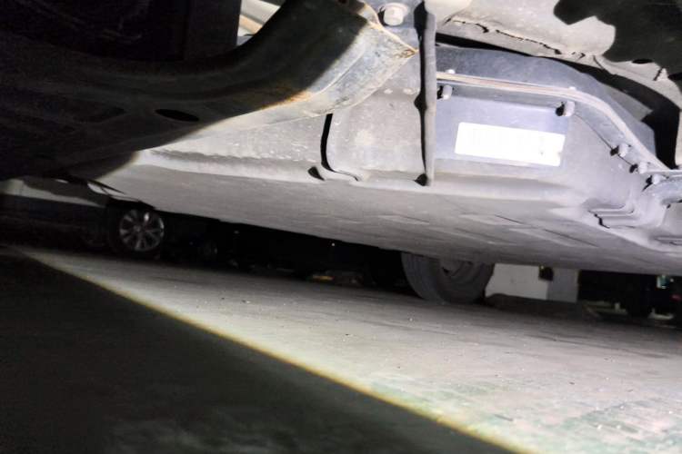 Used Leapmotor T03 2023 310 Lite Edition Chassis Front Left