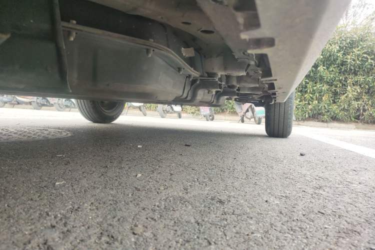 Used Leapmotor T03 2023 200 Lite Edition Chassis Front Left