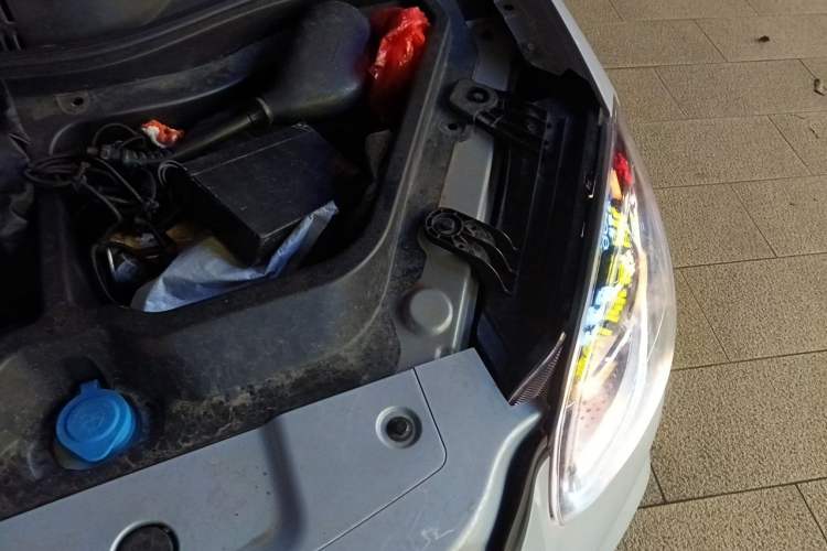 Used Leapmotor T03 2023 200 Lite Edition Engine Bay Left