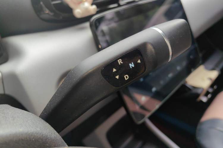Used Leapmotor T03 2023 200 Lite Edition Gear Lever