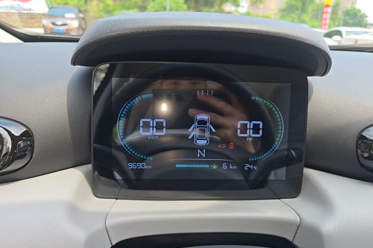 Used Leapmotor T03 2023 200 Lite Edition Instrument Cluster