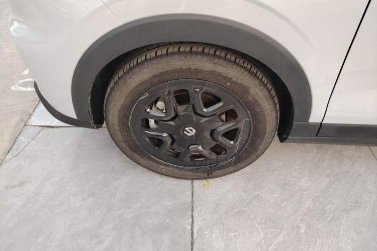 Used Leapmotor T03 2023 310 Lite Edition Left Front Wheel Hub