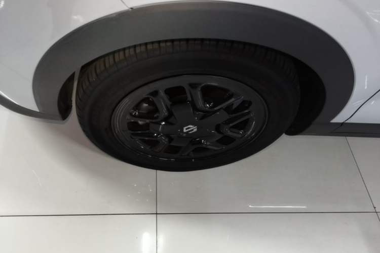 Used Leapmotor T03 2023 310 Lite Edition Left Front Wheel Hub
