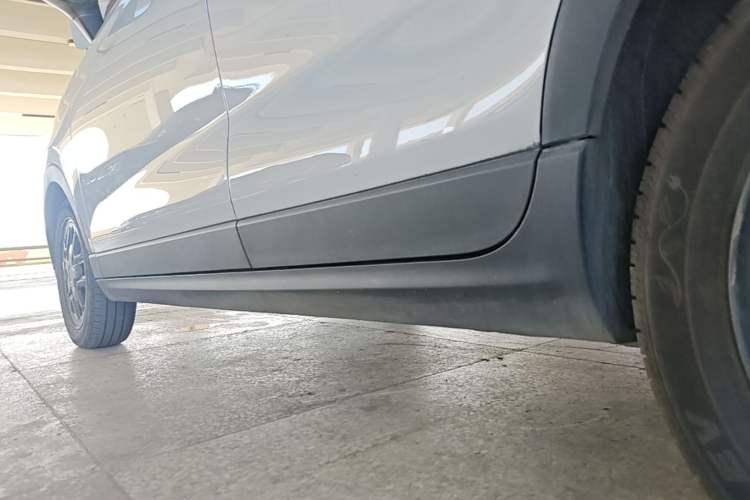 Used Leapmotor T03 2023 403 Lite Edition Left Side Sill