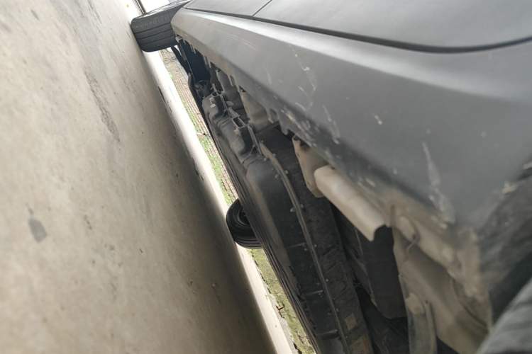 Used Leapmotor T03 2023 200 Lite Edition Left Side Sill