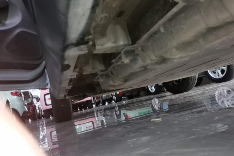 Used Leapmotor T03 2023 310 Lite Edition Left Side Sill