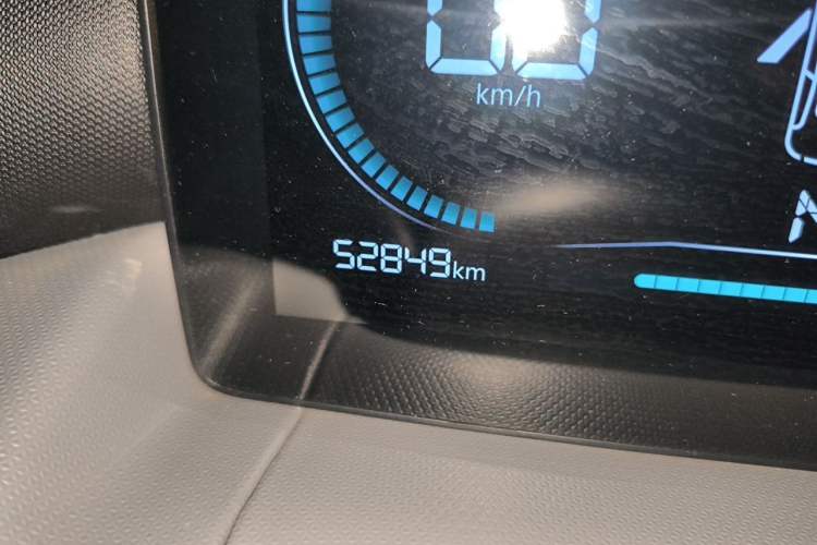 Used Leapmotor T03 2023 310 Lite Edition Odometer Close Up