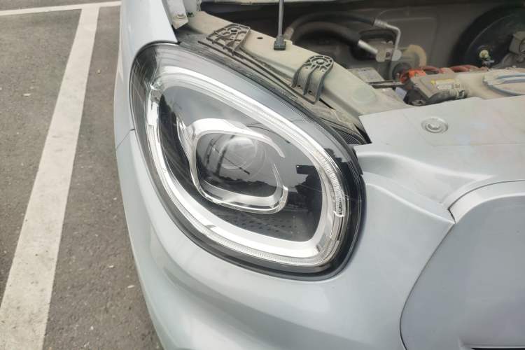 Used Leapmotor T03 2023 200 Lite Edition Right Front Headlight