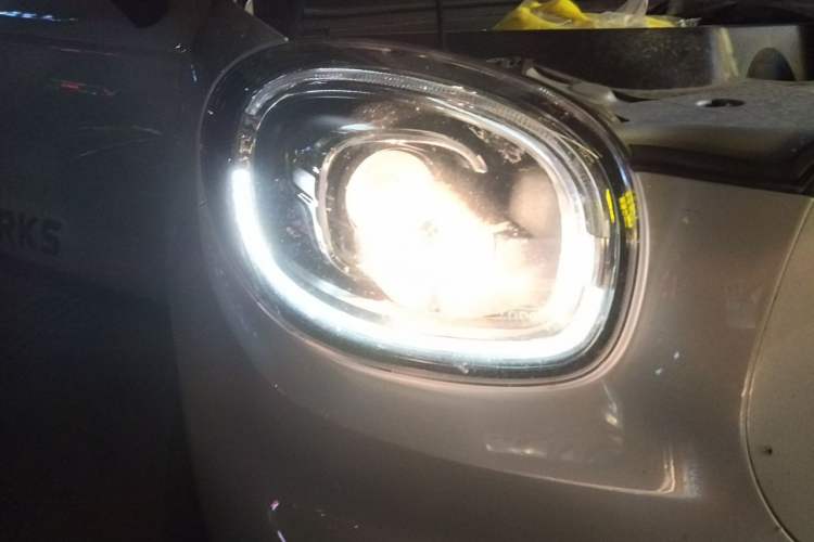 Used Leapmotor T03 2023 200 Lite Edition Right Front Headlight