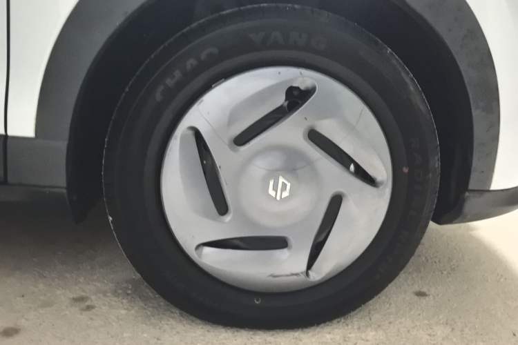 Used Leapmotor T03 2023 200 Lite Edition Right Front Wheel Hub