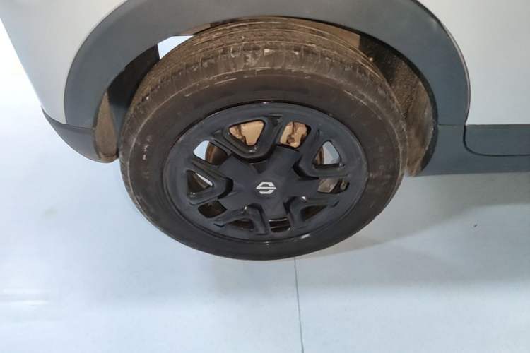 Used Leapmotor T03 2023 310 Lite Edition Right Rear Wheel Hub