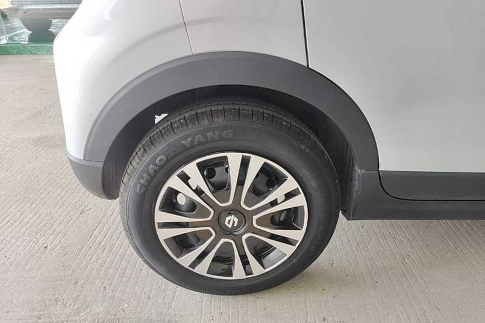 Used Leapmotor T03 2023 200 Lite Edition Right Rear Wheel Hub
