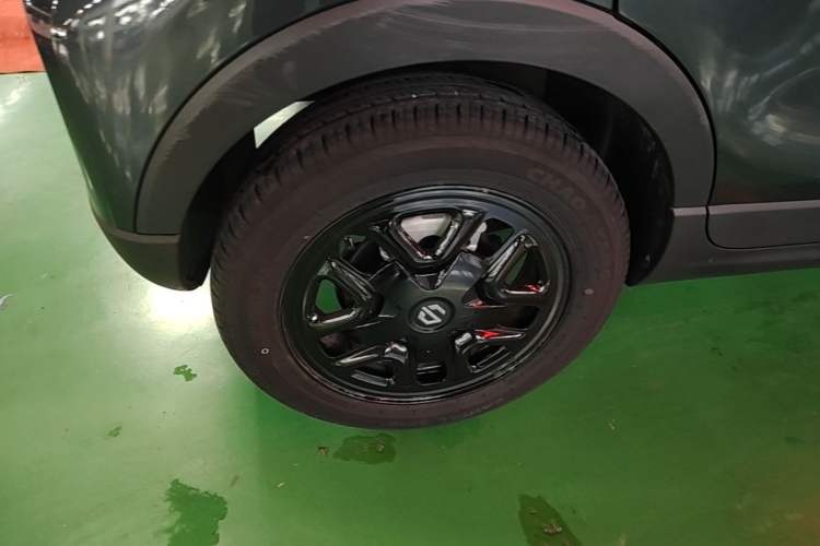 Used Leapmotor T03 2023 310 Lite Edition Right Rear Wheel Hub