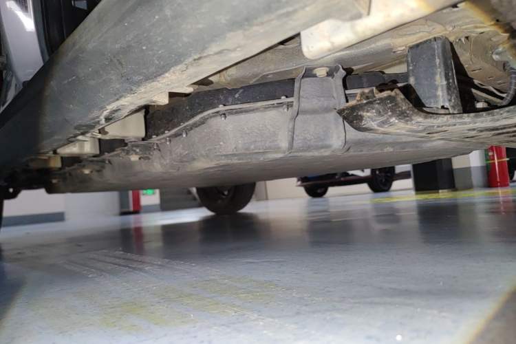 Used Leapmotor T03 2023 310 Lite Edition Right Side Sill