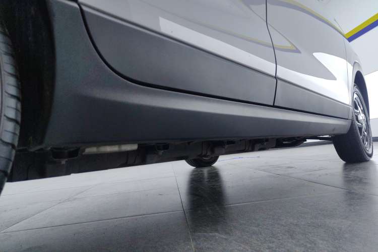 Used Leapmotor T03 2023 310 Lite Edition Right Side Sill