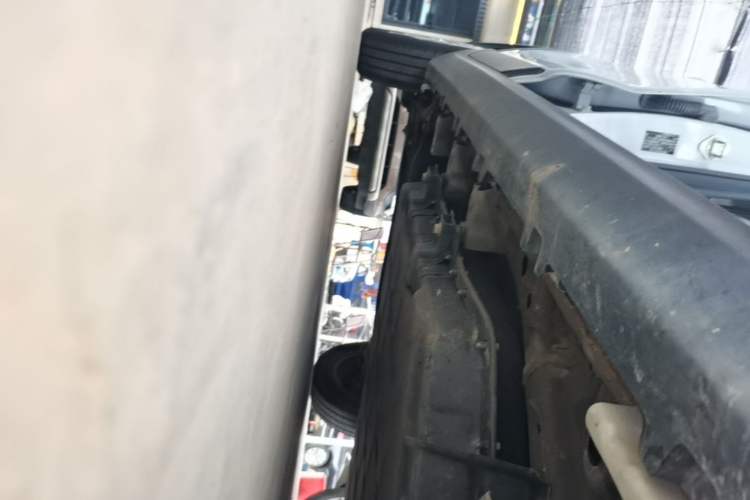 Used Leapmotor T03 2023 200 Lite Edition Right Side Sill
